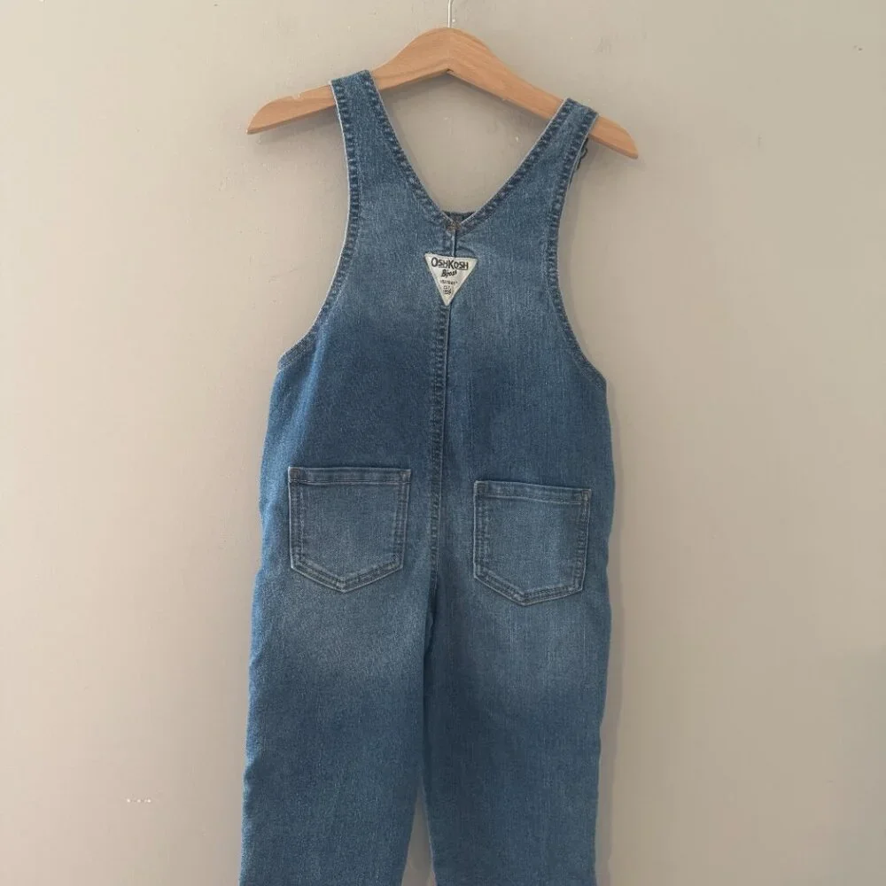 OshKosh Bgosh follow us