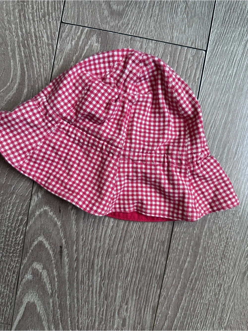 Uniqlo Red and White Gingham Baby Bucket Hat