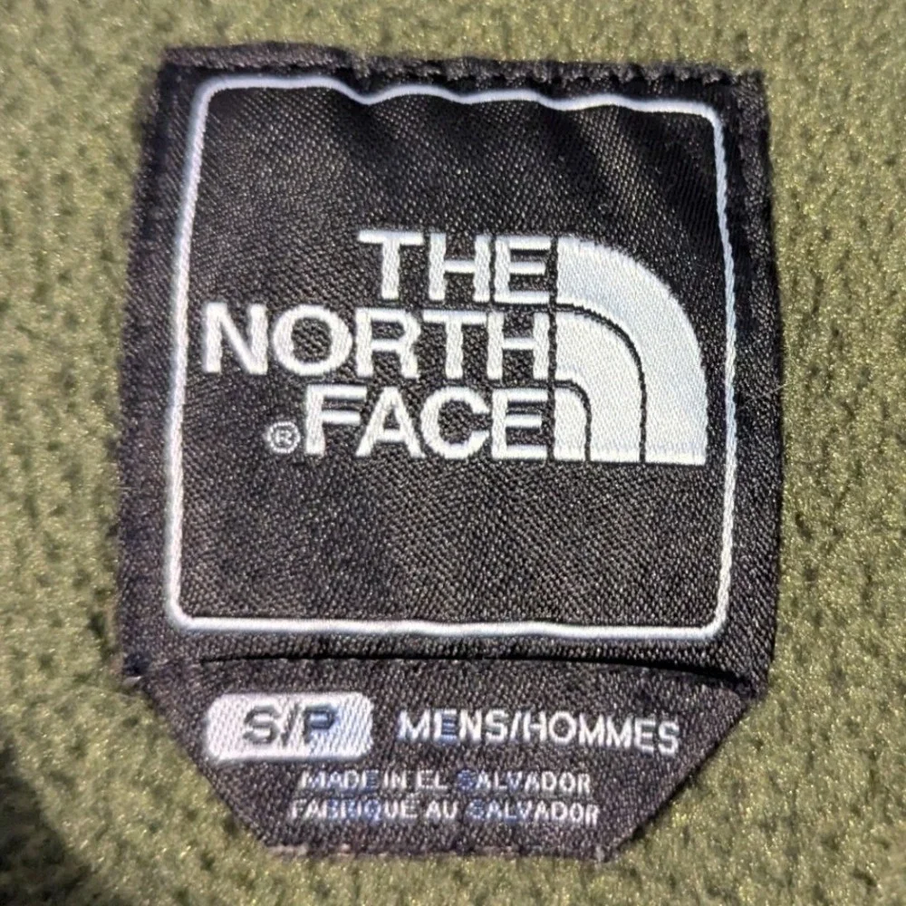 The North Face outside daily cord