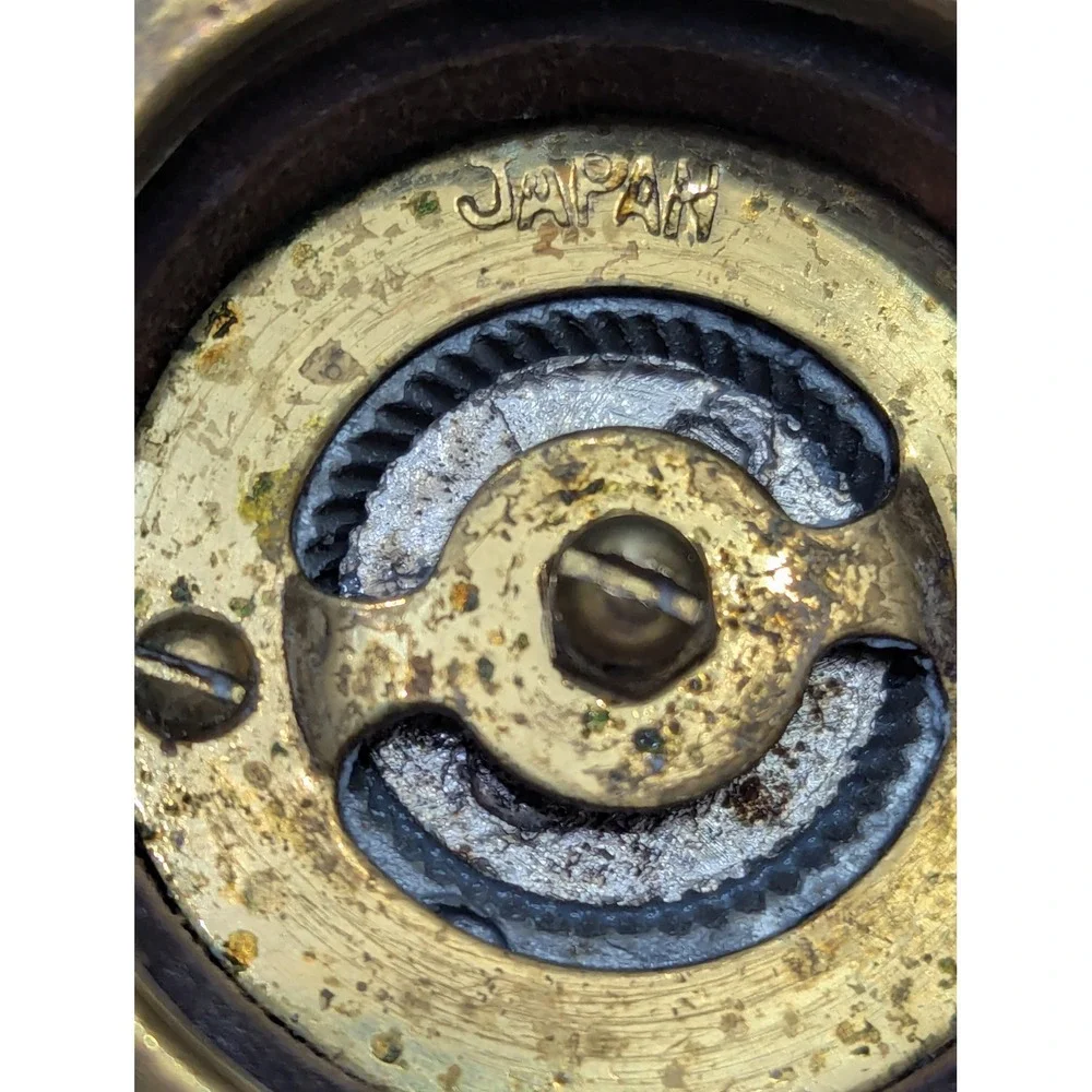 N/A vintage salt