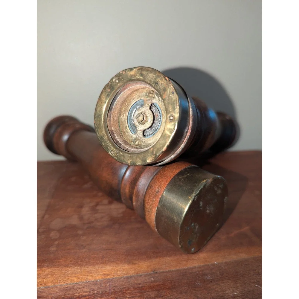 N/A vintage salt