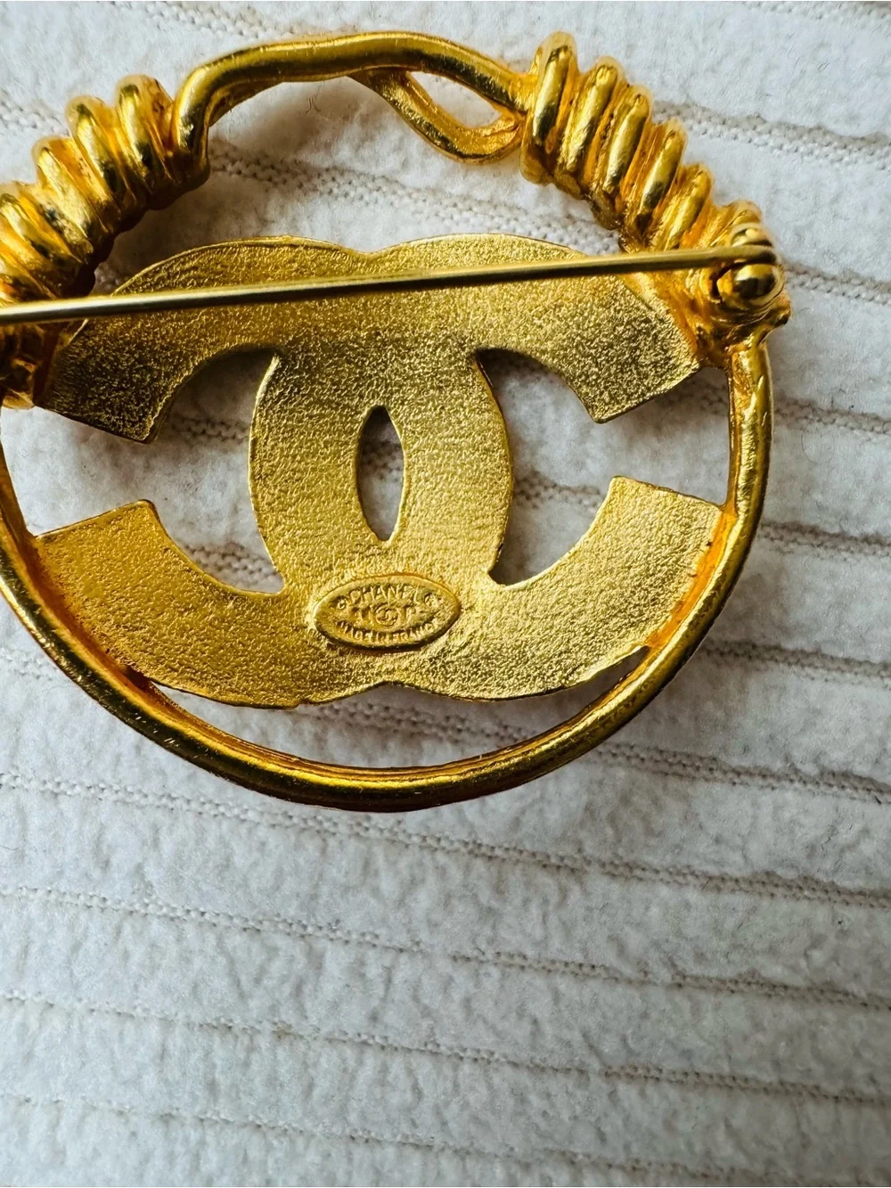 CHANEL 100% authentic