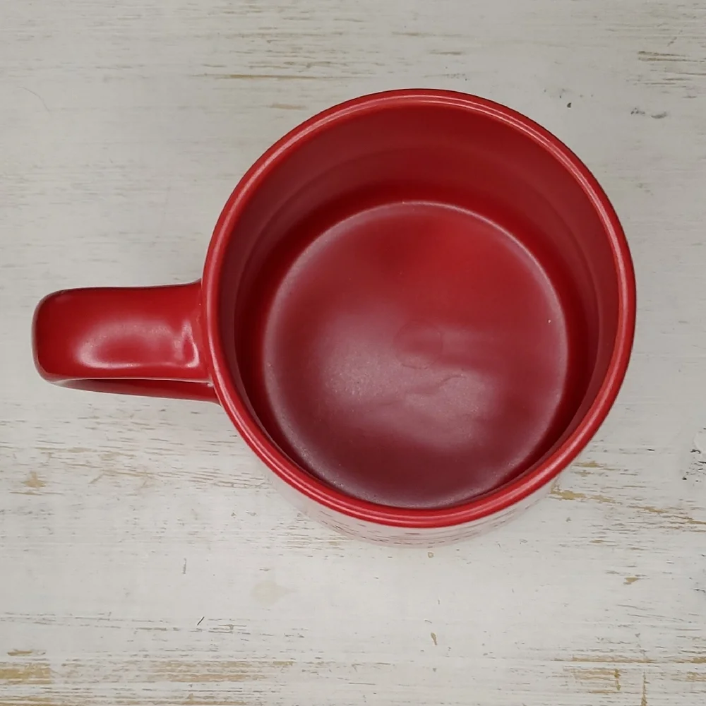 Winter Wonder red mug