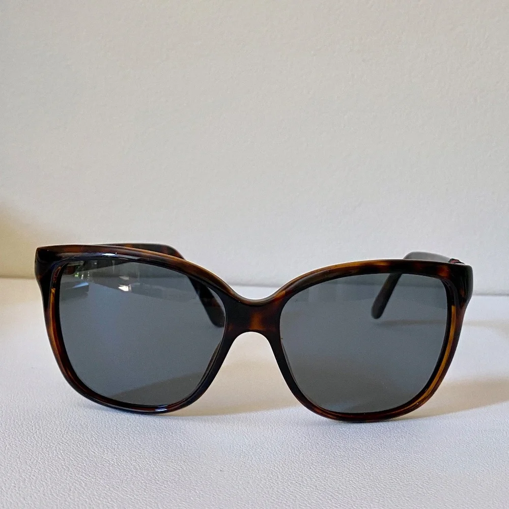 Gucci sunglasses are