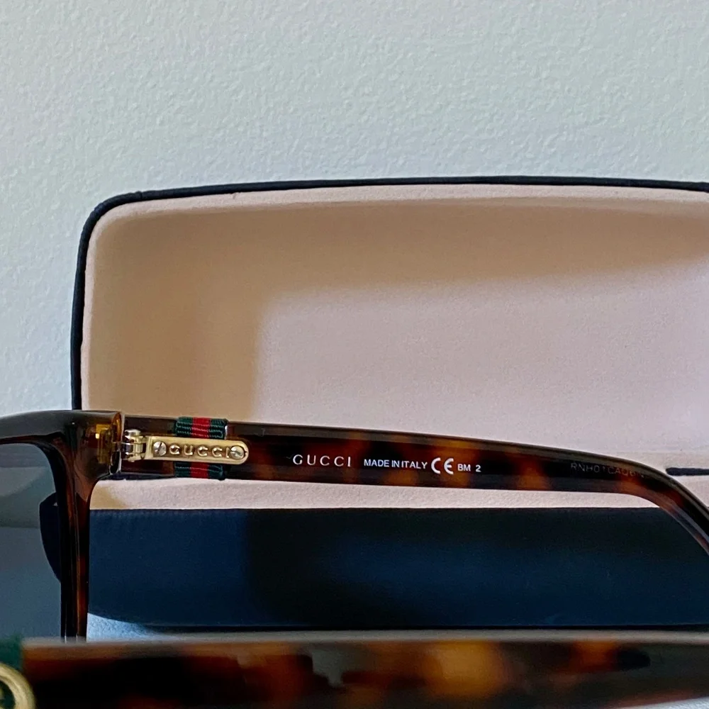 Gucci sunglasses are