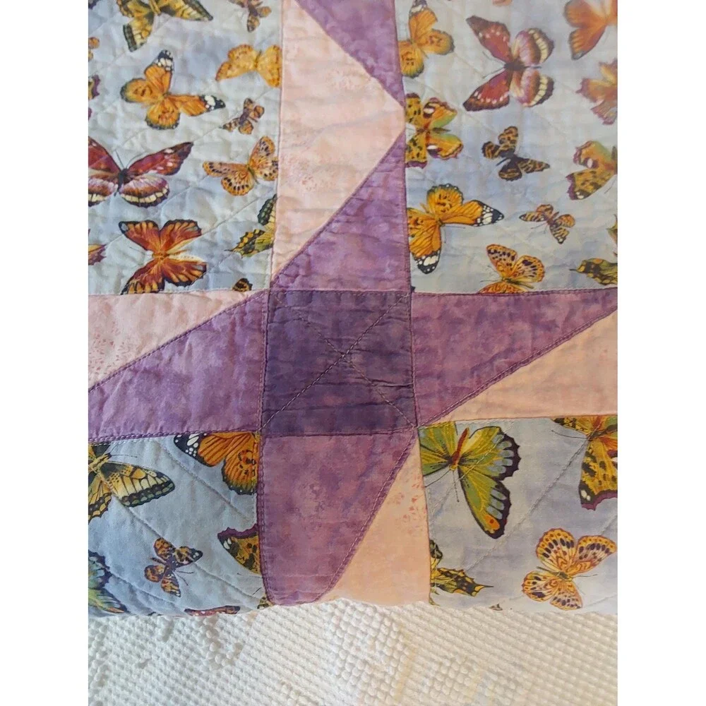 Unbranded handcrafted coverlet