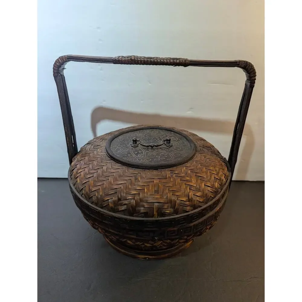 Vintage basket age #bohodecor