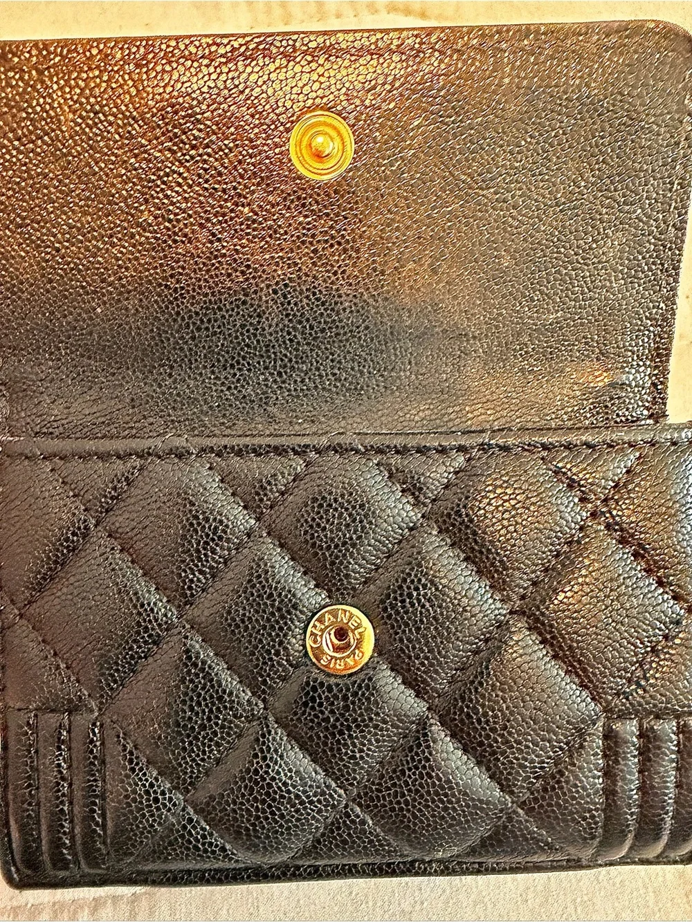 CHANEL compact quilted