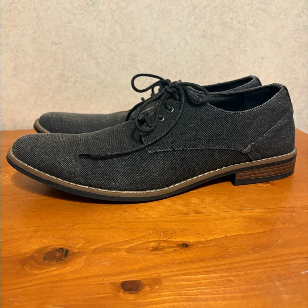 Perry Ellis stylish versatile