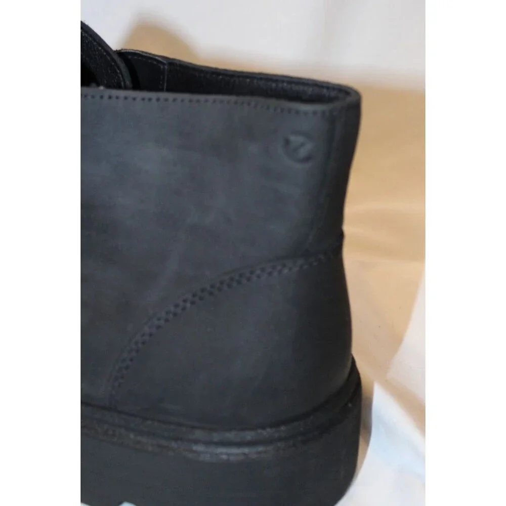 Ecco crafted high