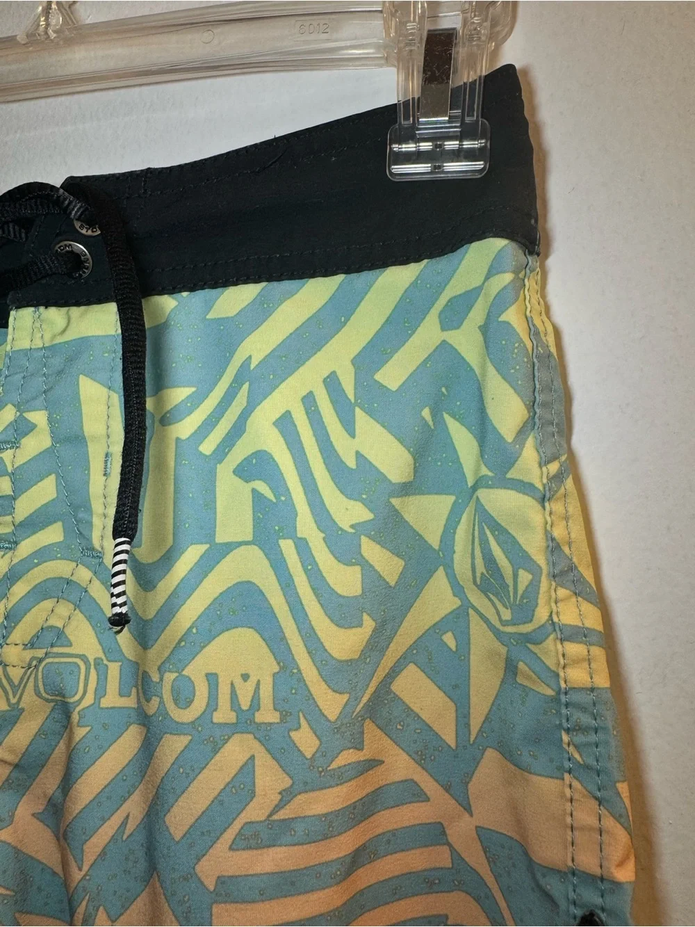 Volcom lightweight boys