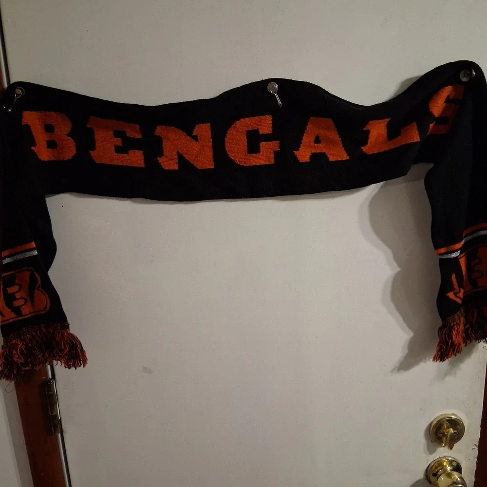 Cincinnati Bengals NFL Football‎ Winter Scarf EUC Excellent Condition