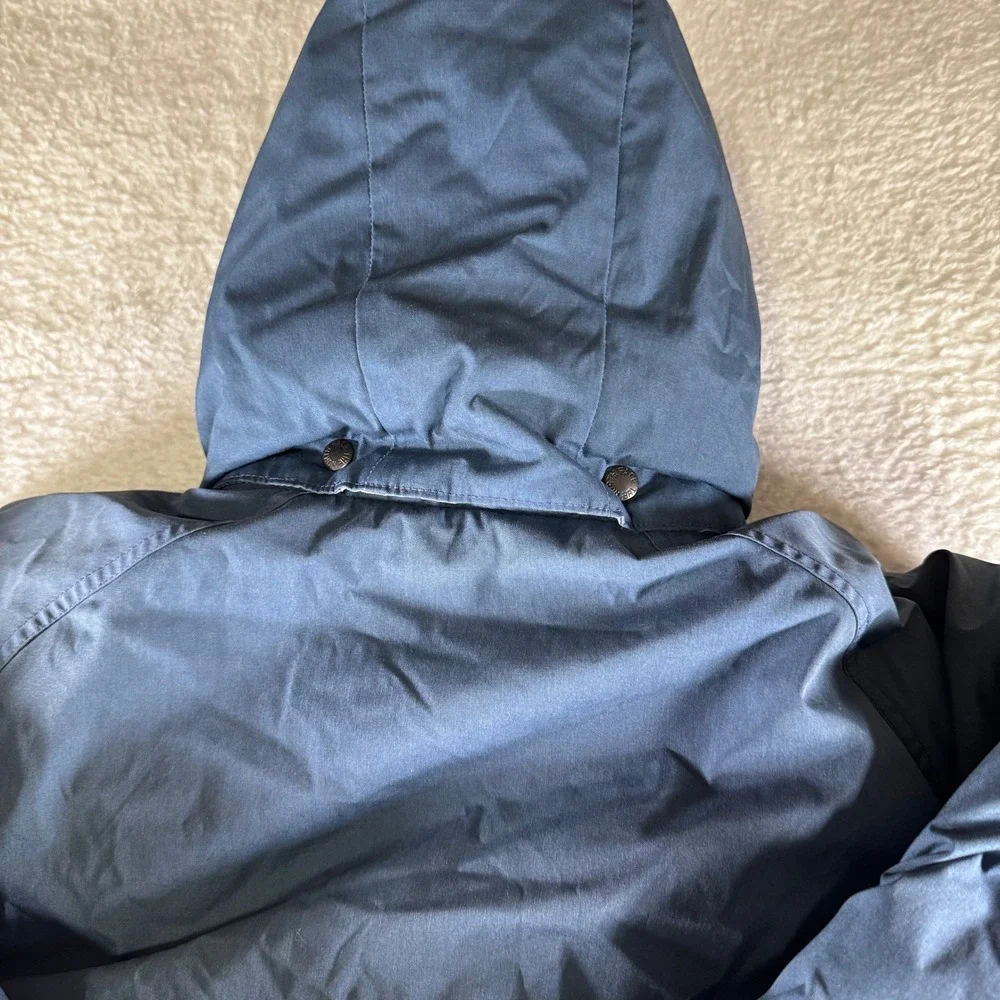 The North Face shown be any