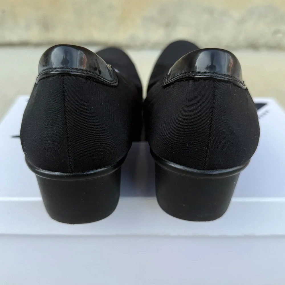 Anne Klein anne klein