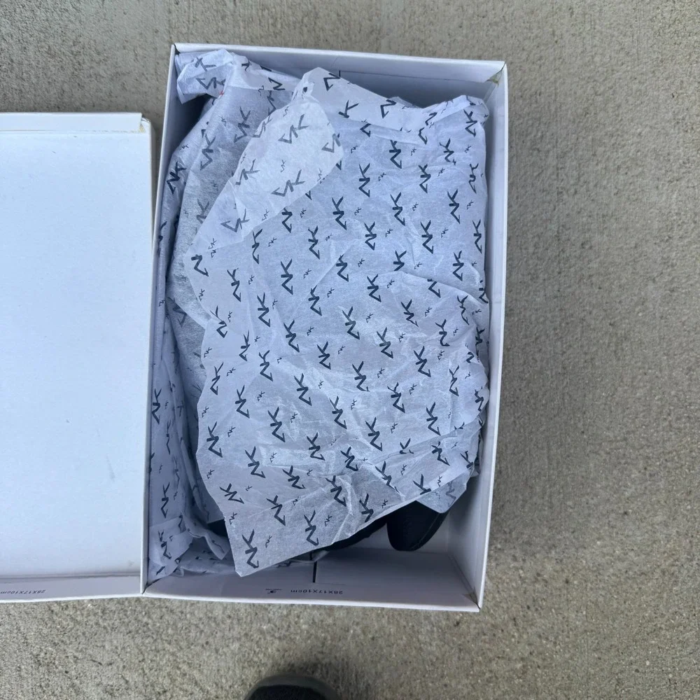 Anne Klein anne klein