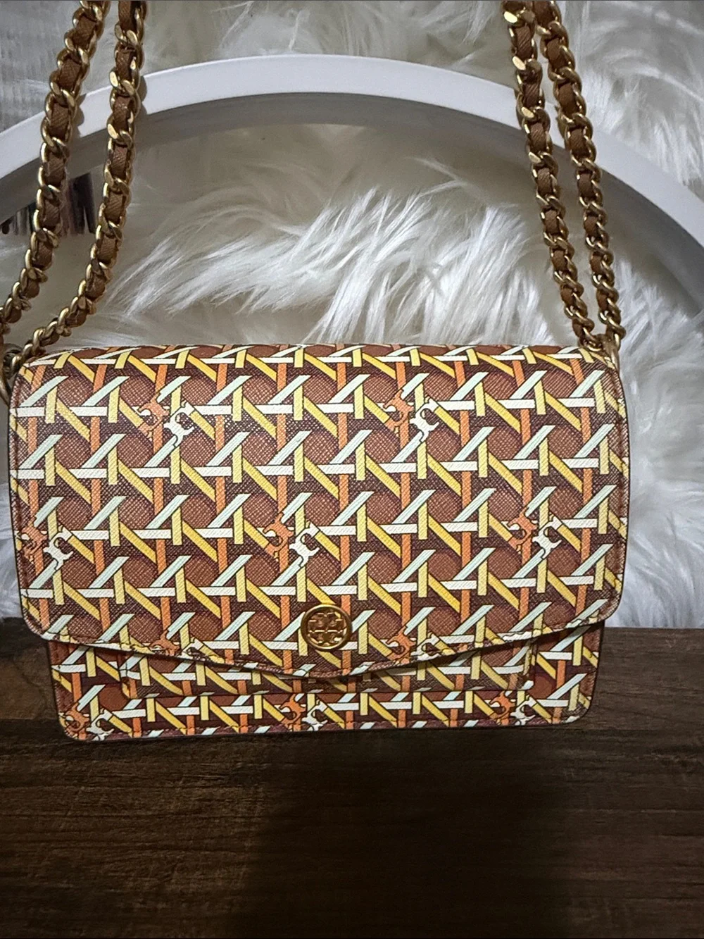 Tory Burch tory burch