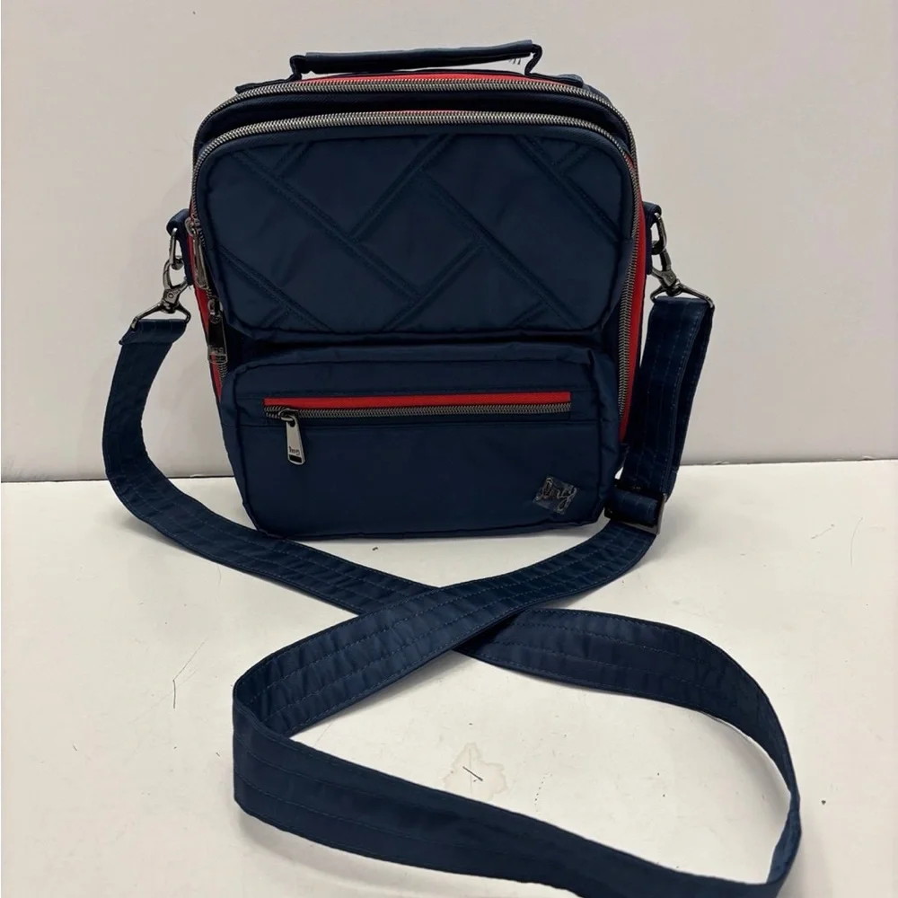 lug stylish functional