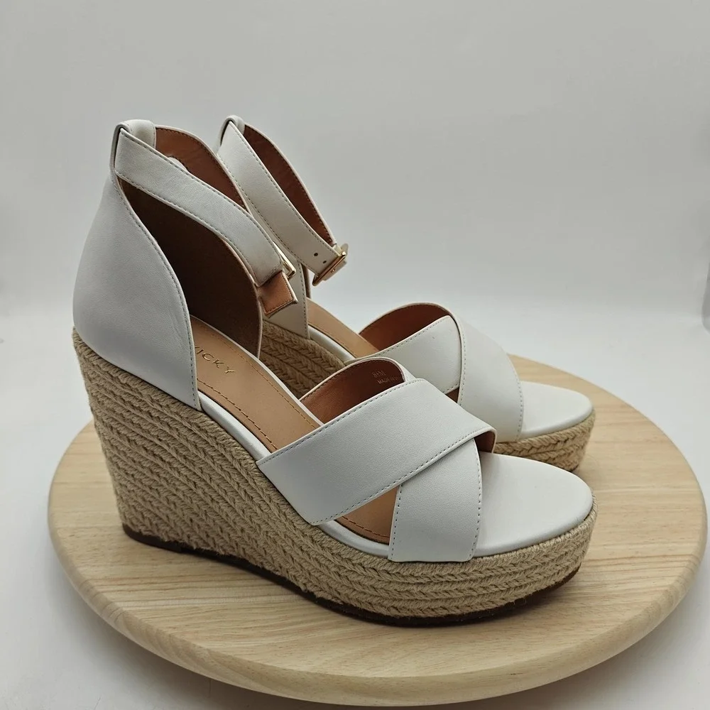Lisa Vicky Shoes Womens Size 8.5 White Espadrille‎ Wedge Sandals Comfort New