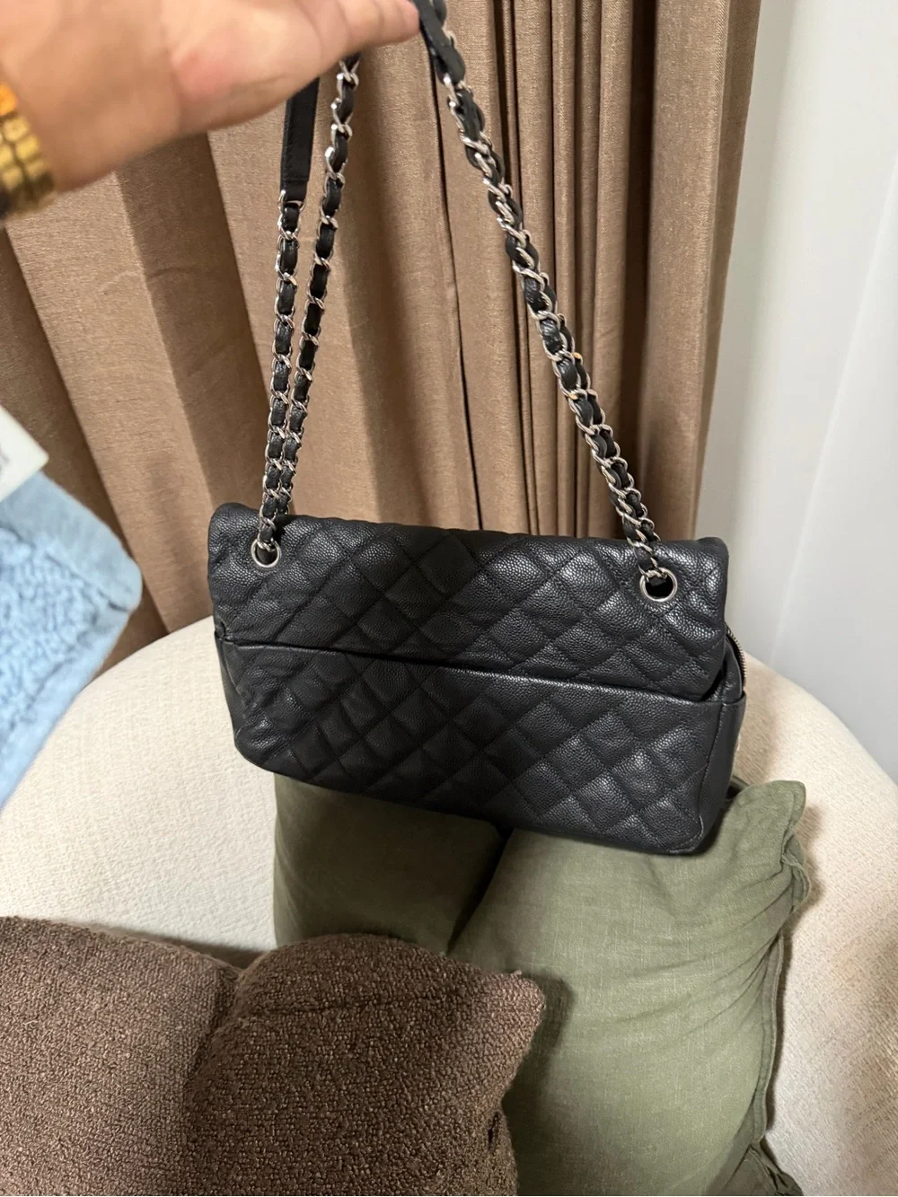 CHANEL easy flap