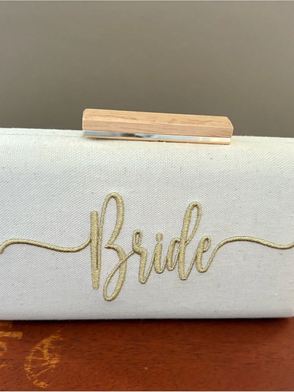 Shiraleah elegant gold