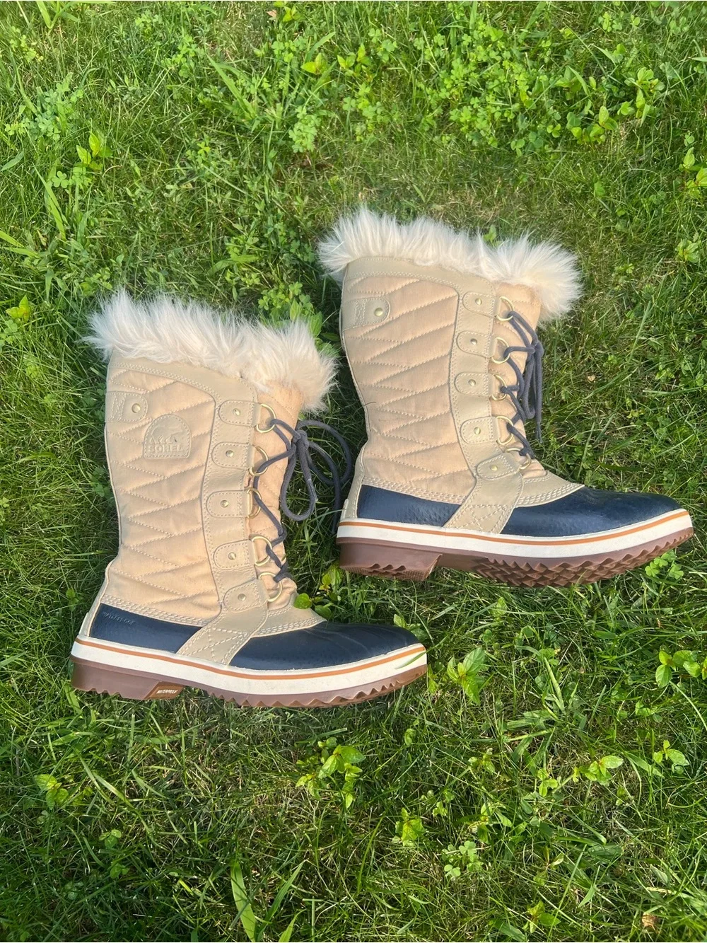 Sorel stylish winter