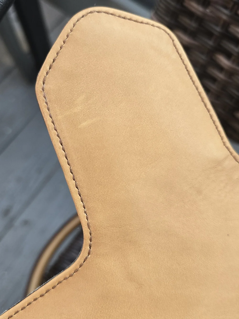 N/A sophisticated tan