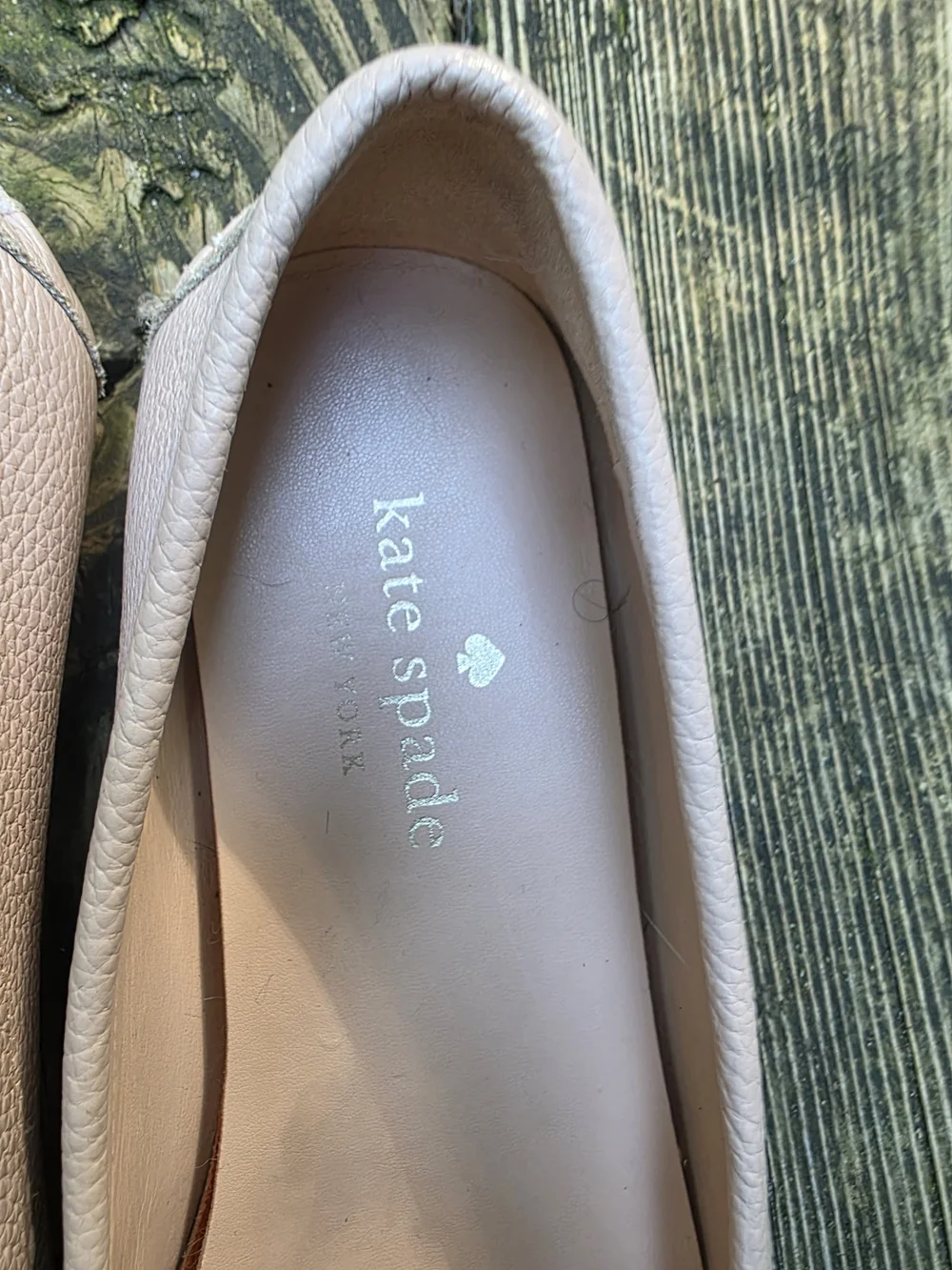 kate spade classic chic