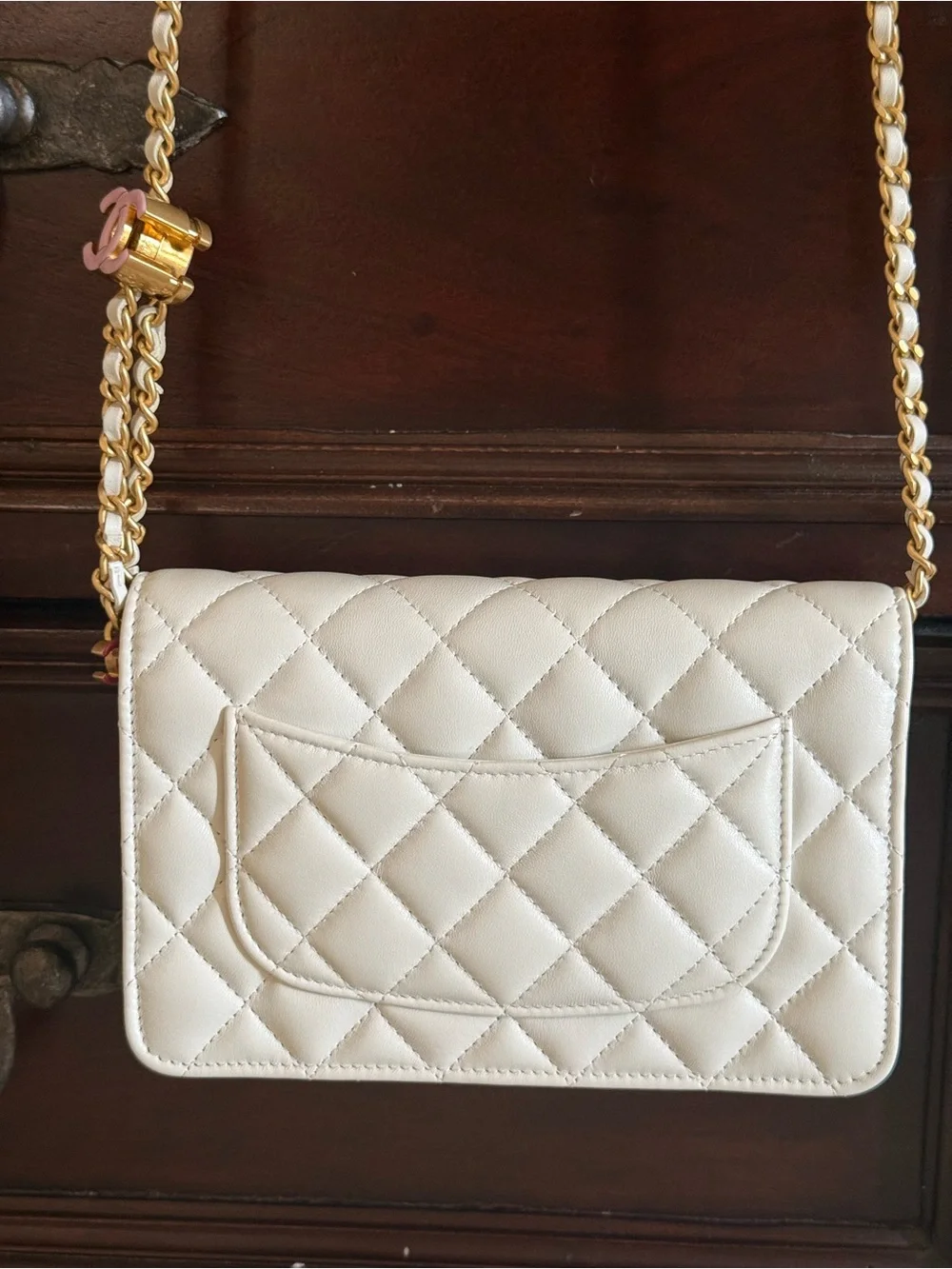 CHANEL classic quilted