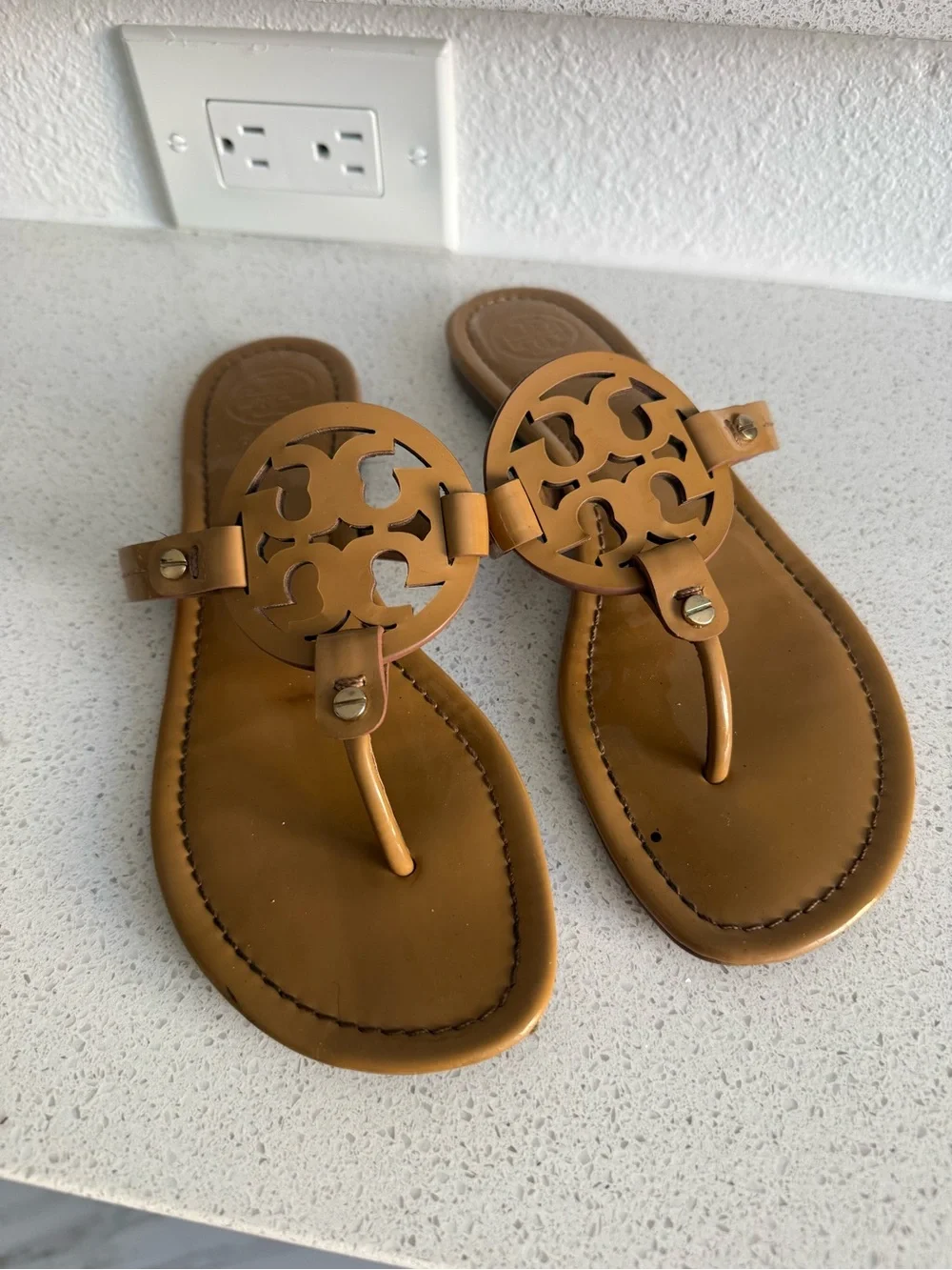 Tory Burch tory burch®