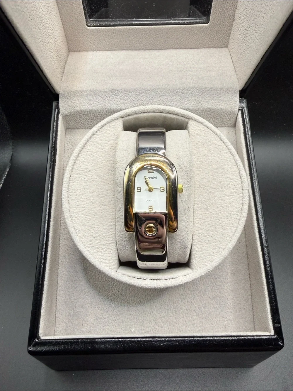 Cardini Womens Two Tone Bangle Watch 21.6mm Silver Gold Oval Quartz Japan Tested