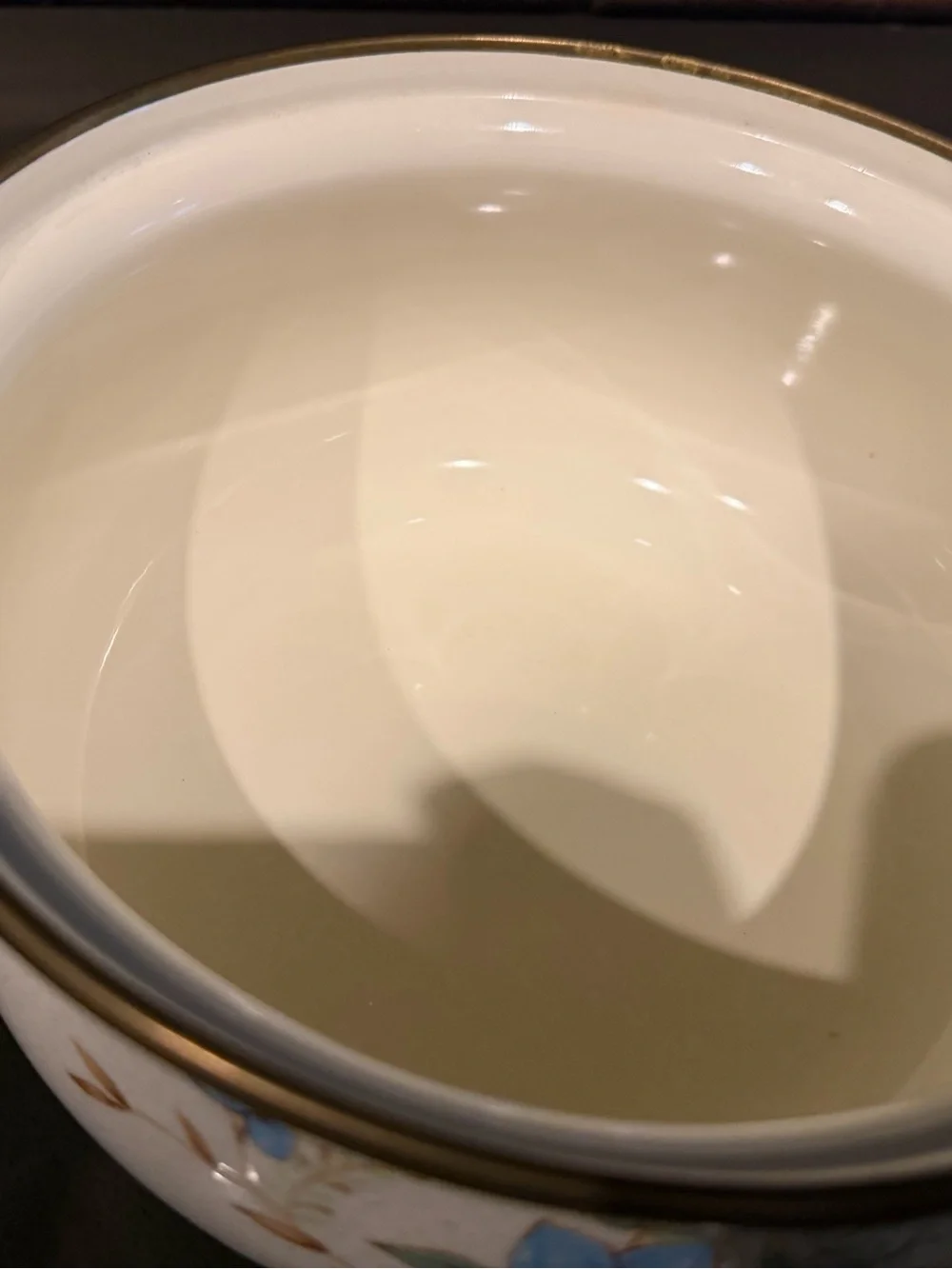 Mikasa covered ceramic