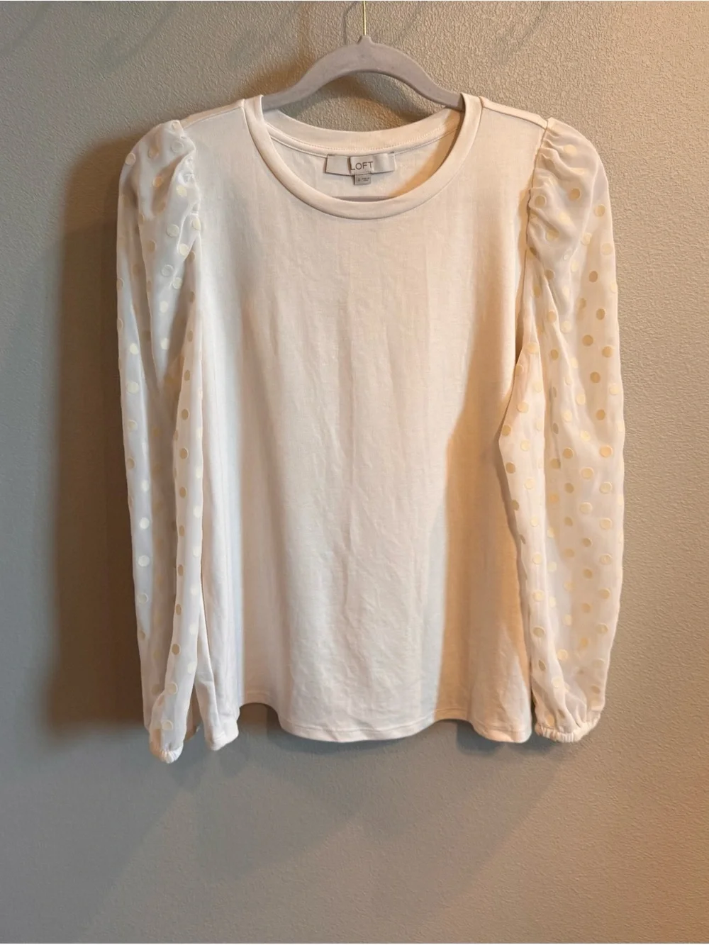 LOFT Cream Polka Dot Puff-Sleeve Top
