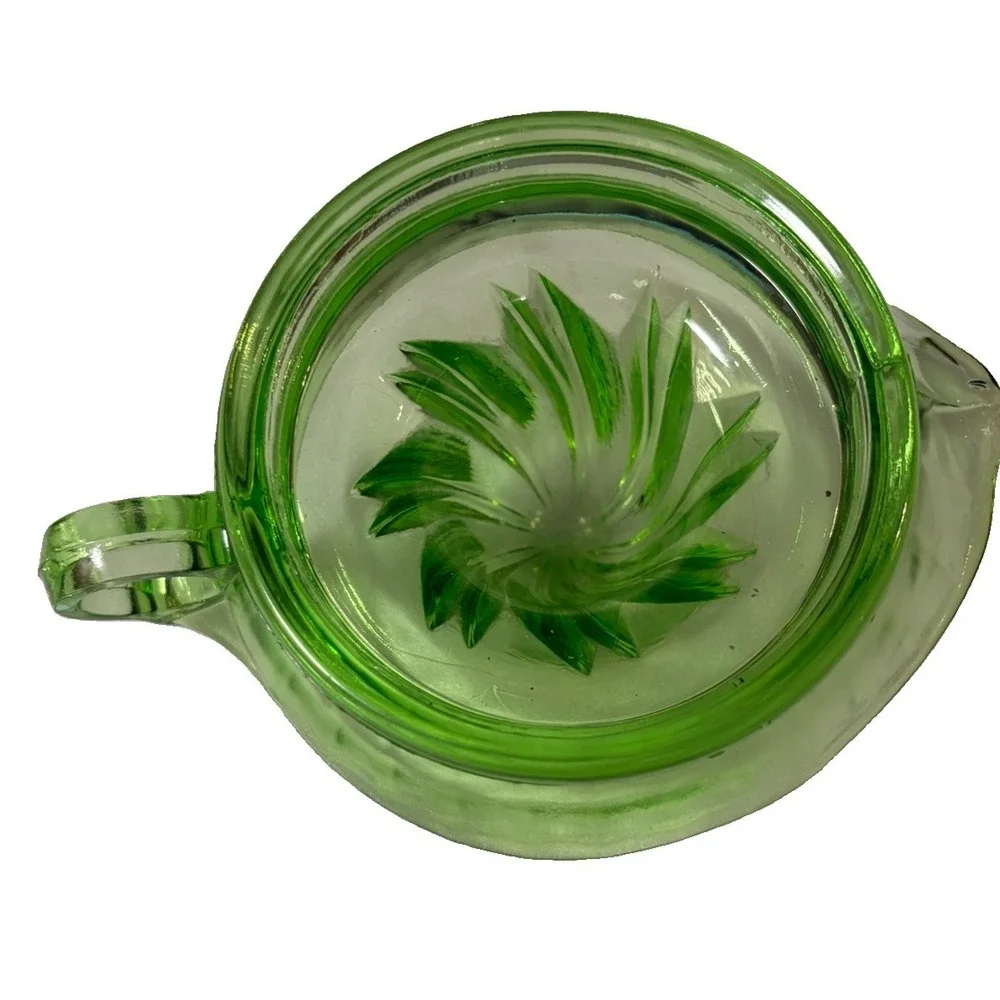N/A vintage green