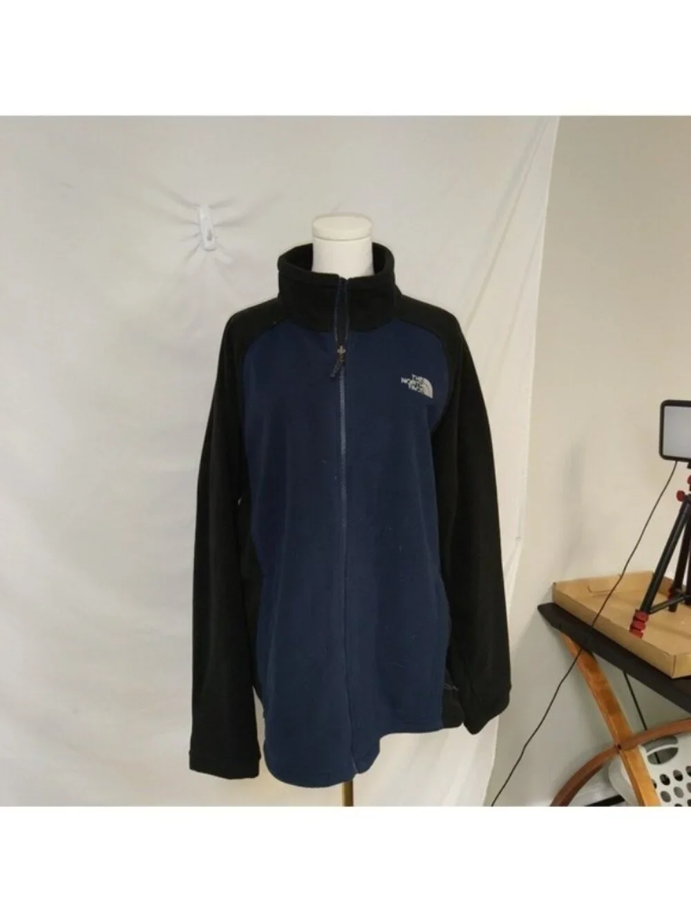 Men's Full Zip The North Face Fleece Jacket Black/Blue Sz. XL