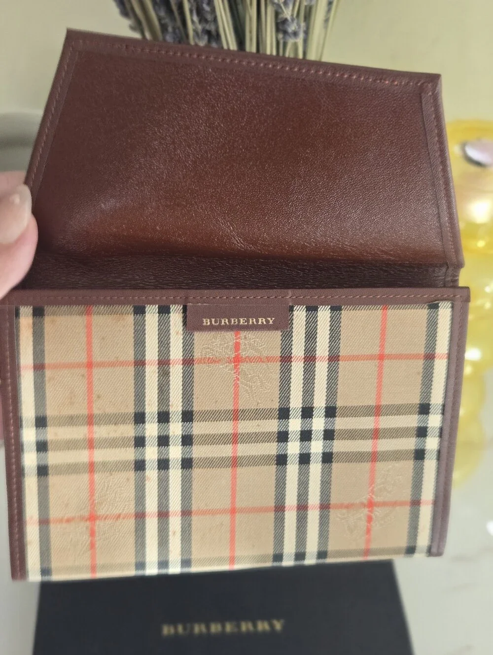 Burberry ones haymarket loved