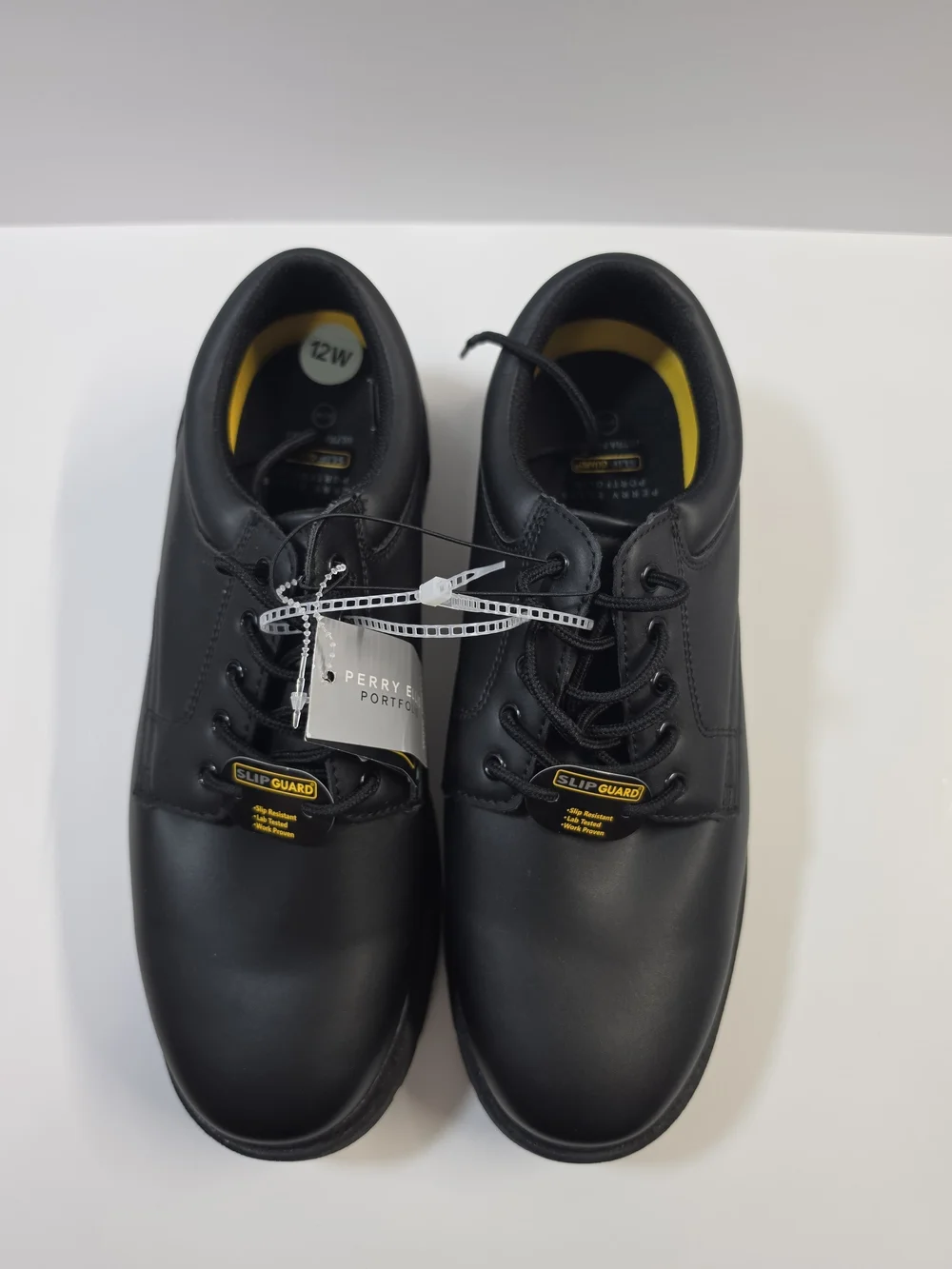 Perry Ellis brand new