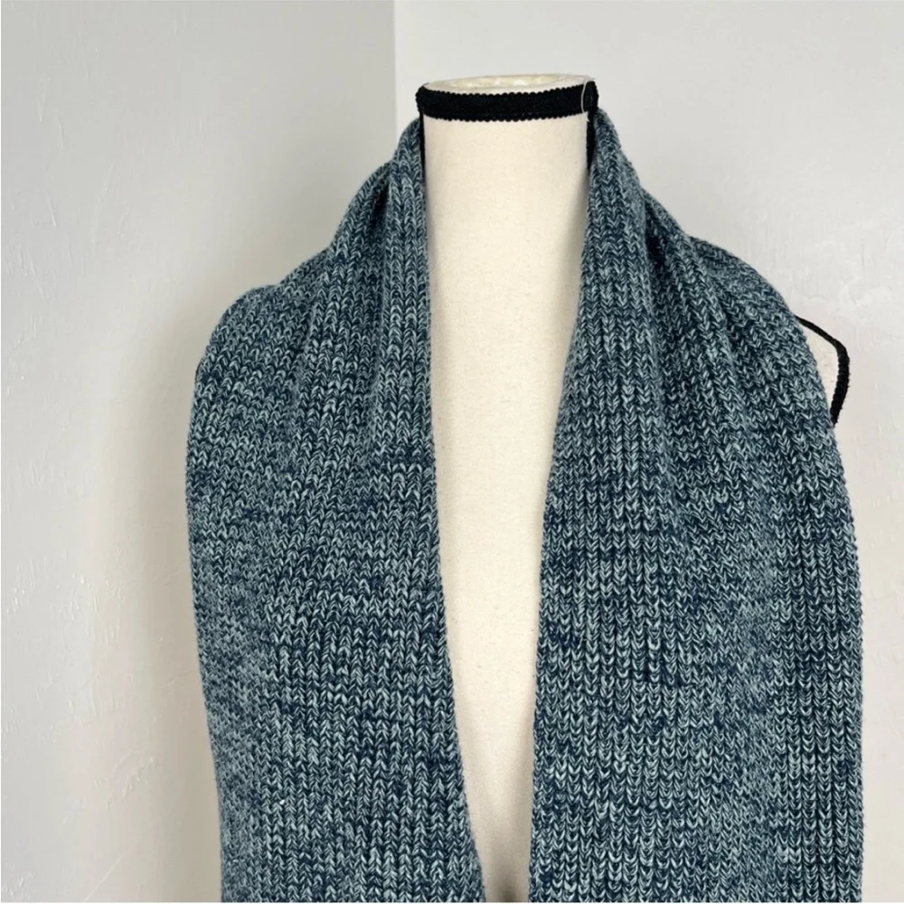 Pact knit scarf