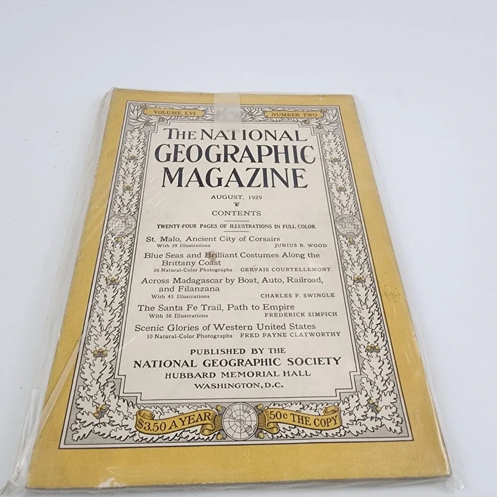 National Geographic Magazine‎ August 1929 No Insert