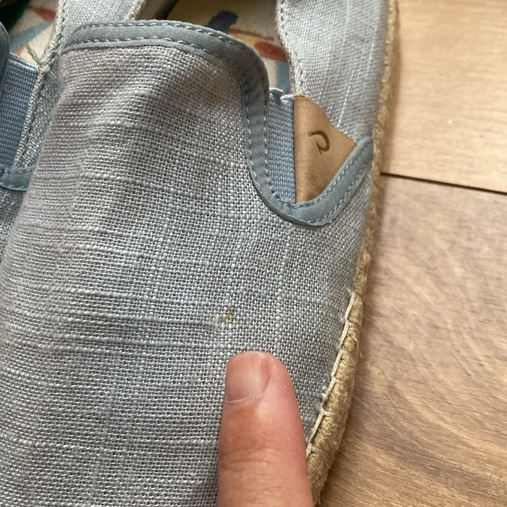 OluKai light blue