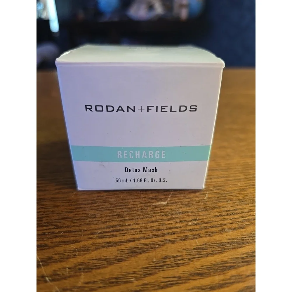 Rodan + Fields Recharge Detox Mask‎ Charcoal 50ml NEW