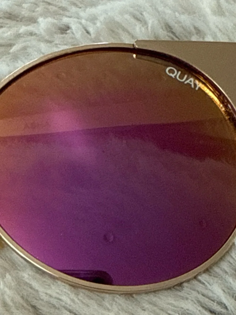 Quay Australia metal frame
