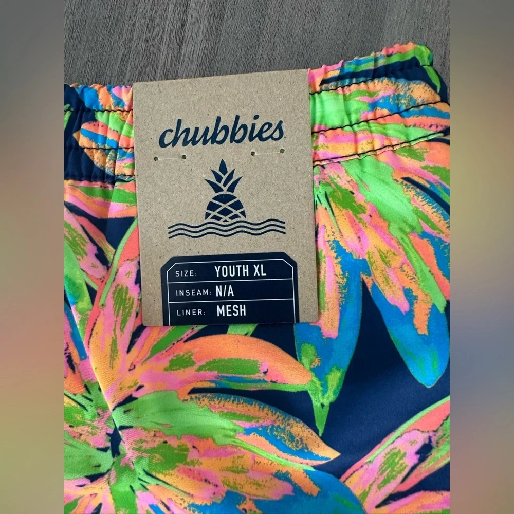 chubbies vibrant floral