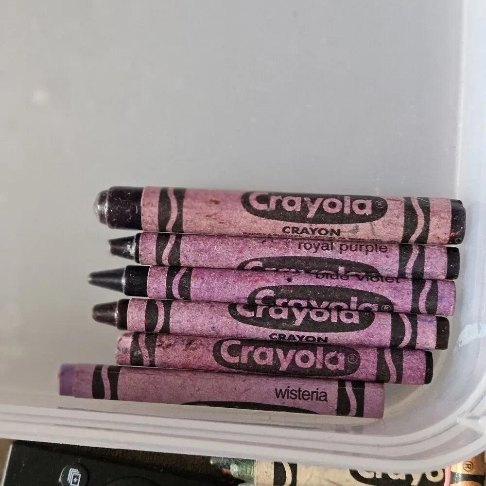 Crayola vintage crayons