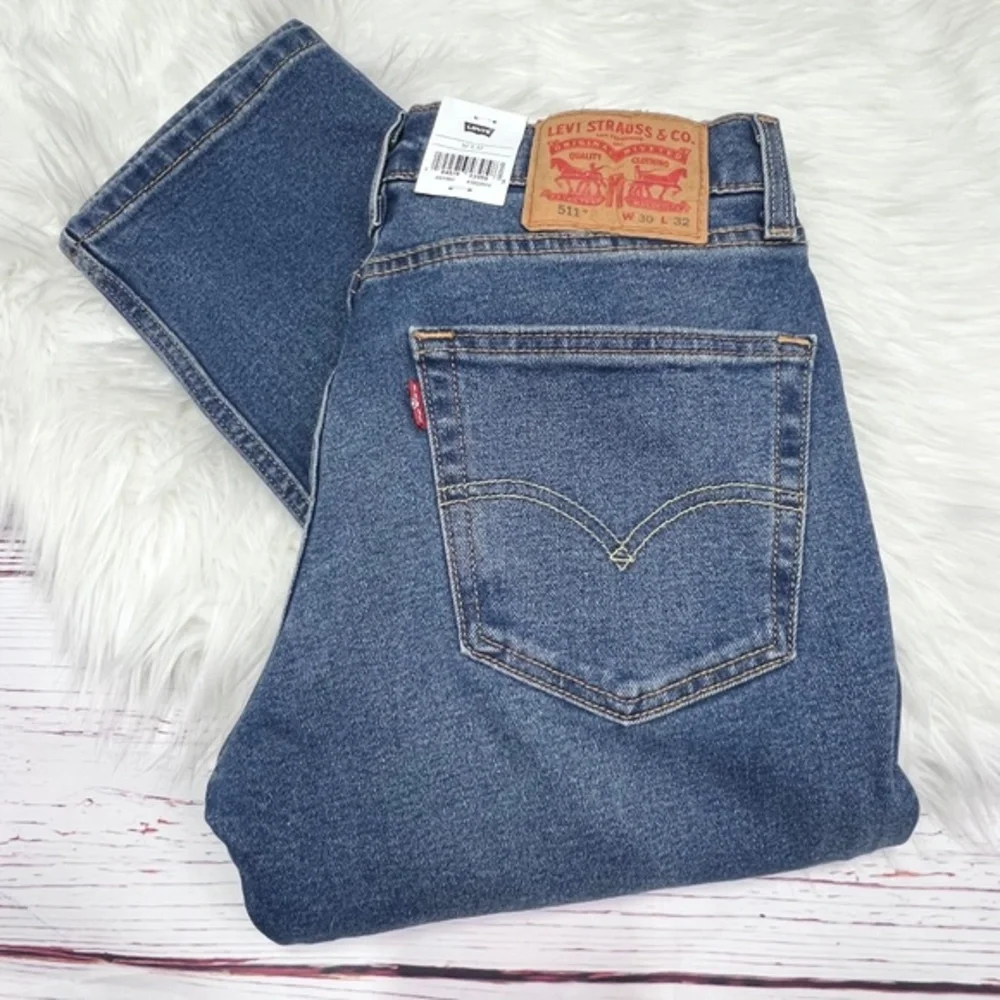 👖NWT🤩 |•LEVI'S•| 511 Slim All Seasons Tech Jeans Size 30x32👖