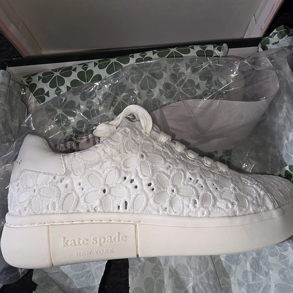 kate spade chic lace