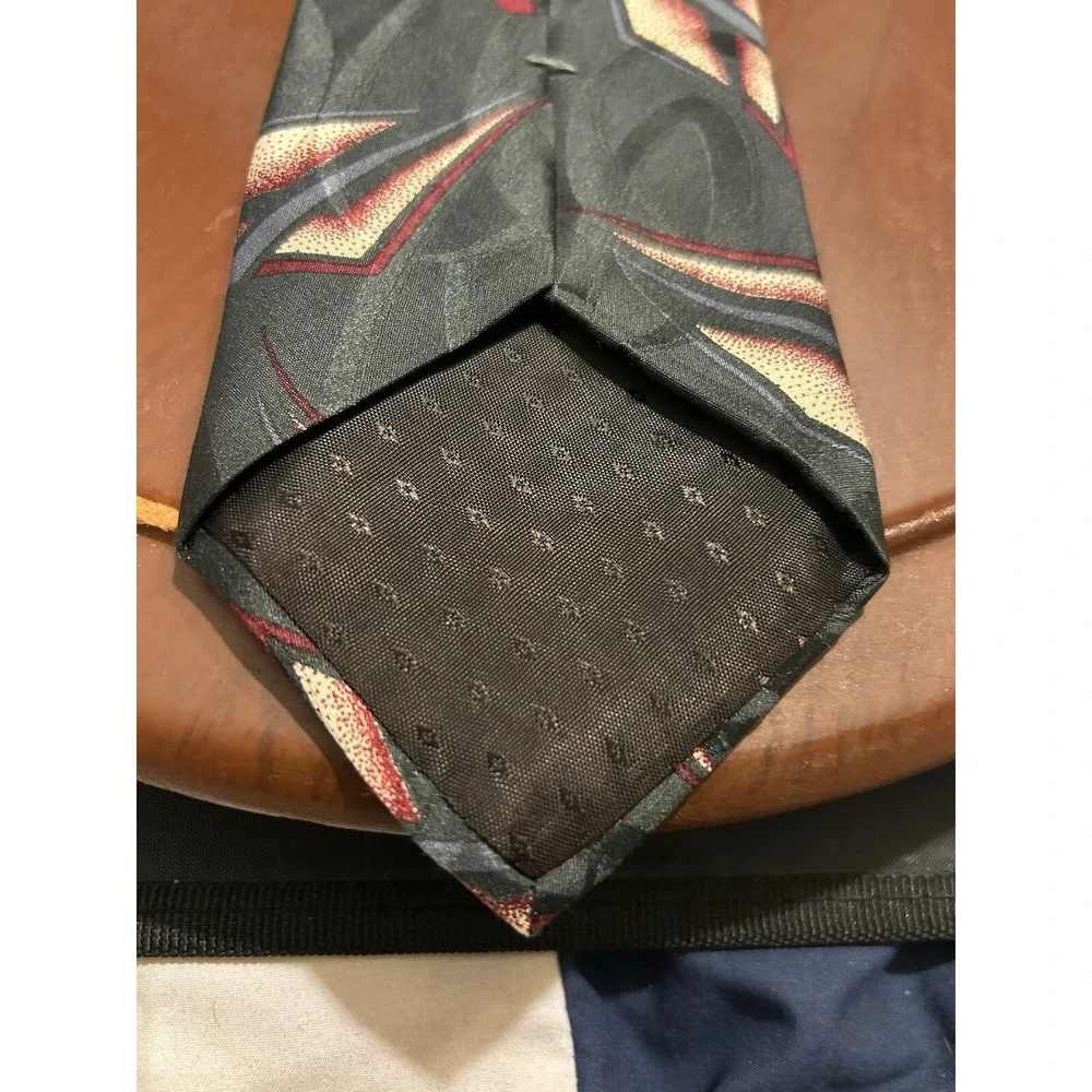 Bugatti tie silk geometric