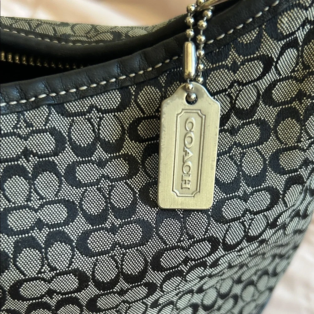 Coach chic hobo