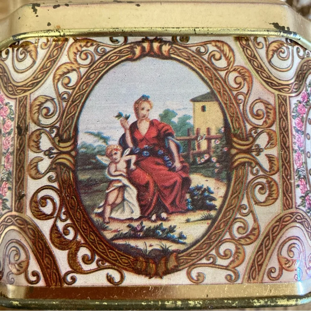 Vintage metal tin