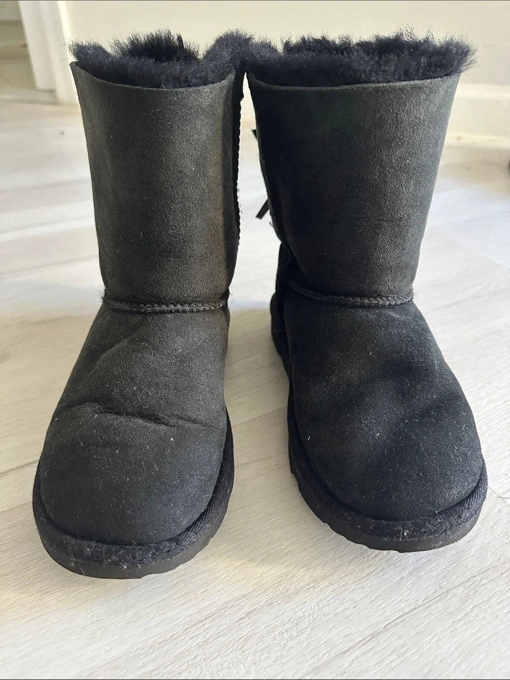 UGG genuine bailey