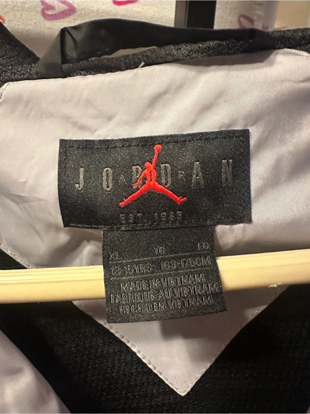 Jordan lightweight hooded
